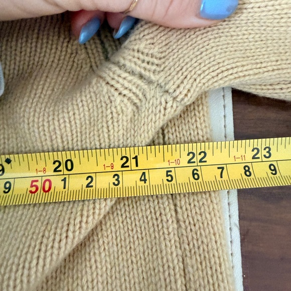 Vince Cashmere Beige Tan Sweater Small - Picture 6 of 7